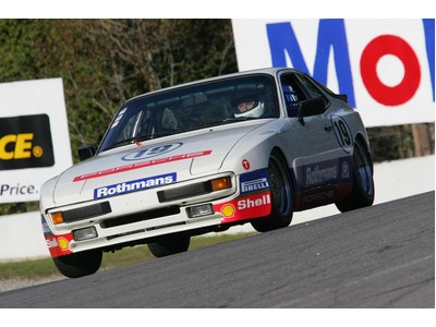 Rothmans 944 (Scott Goodyear)