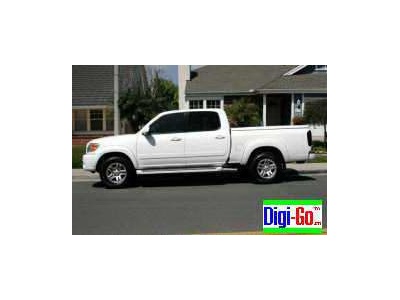 2004 Toyota Tundra white