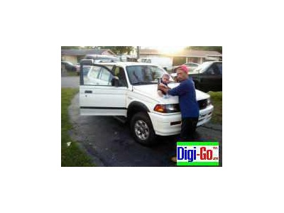1998 Mitsubishi Montero sport
