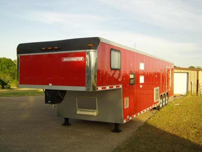 40 Car Hauler w\living quarters