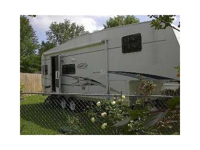 2005 24 5th Wheel $18,500.00