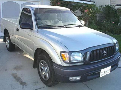 Toyota Tacoma 2003 4 cyl stick std cab 
