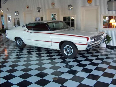 1968 Ford Gran Torino (white w/ red