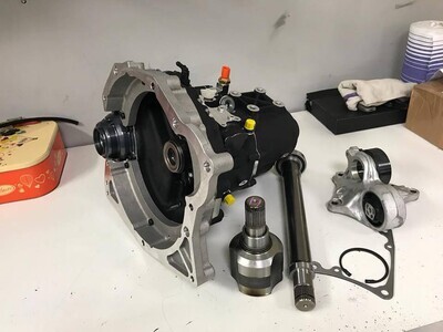 New Sadev ST82/14 sequential gearbox