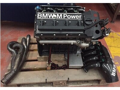BMW S14 M3 2.5 engine
