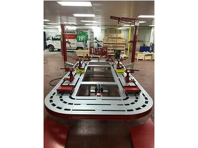 16 FEET 2 TOWER AUTO BODY FRAME MACHINE