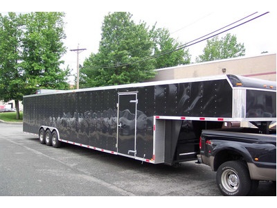 2006 Goose Neck 2-Car Enclosed Trailor