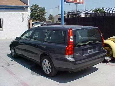 2004 Volvo V70