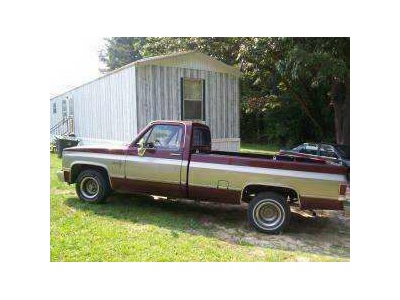 1984 GMC Sierra Deluxe 1500 Truck