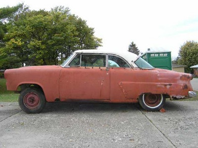 1953 Ford Crestline Victoria 