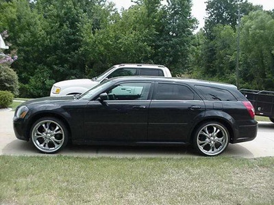 2005 dodge magnum