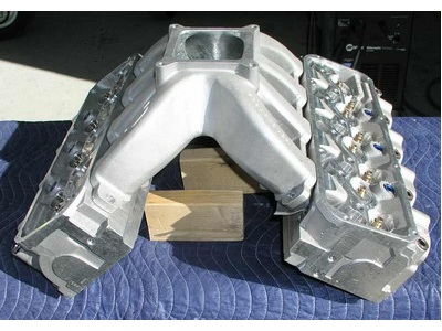 Ford D-20 Racing Heads & Intake Manifod