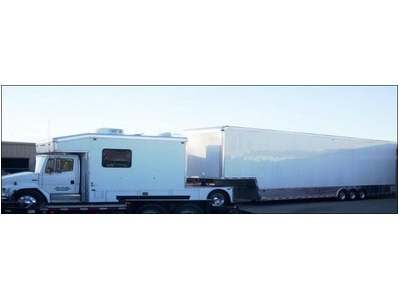 Freightliner Toterhome & 48 Trailer