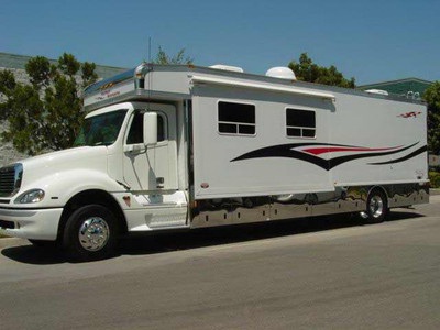 2004 30 Haulmark Motorhome