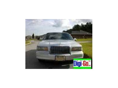 1995 Lincoln TOWNCAR SIGNATURE