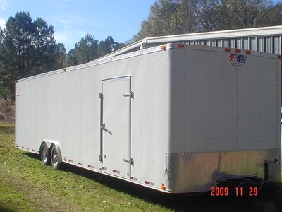 06 32 enclosed race trailer