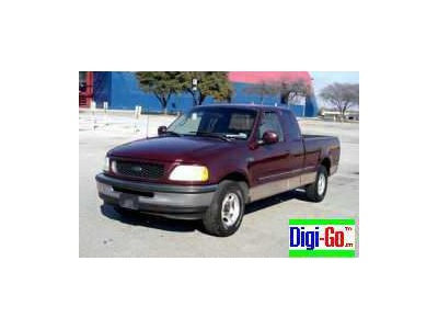 1997 Ford F-150 V-8 AUTO