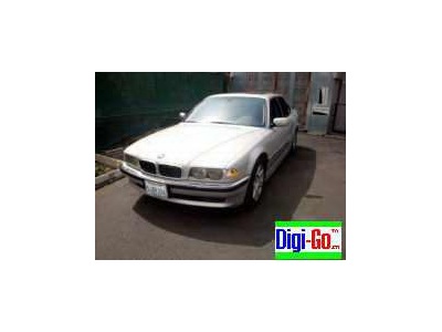 2001 BMW 740I
