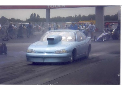 1999 montecarlo,moly chas. glass body 