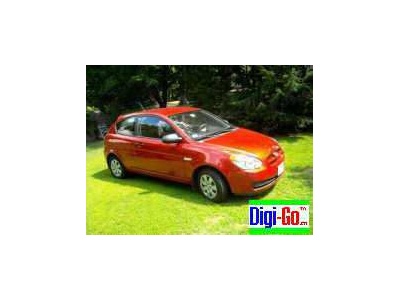 2008 Hyundai Accent Tango Red