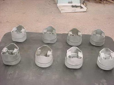 426 Hemi  Pistons