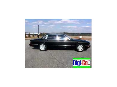1999 Jaguar XJ8