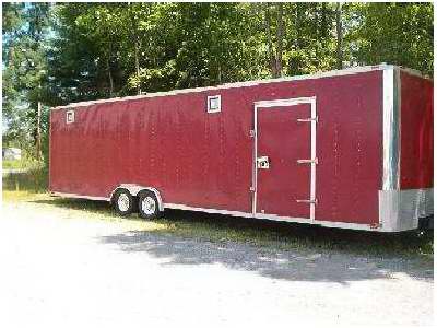 32 Enclosed Trailer - 2001