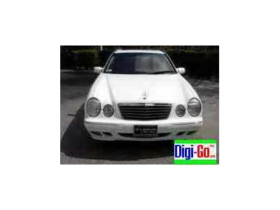 2002 Mercedes-Benz E320