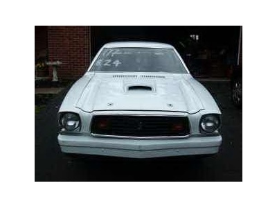 1975 Ford Mustang