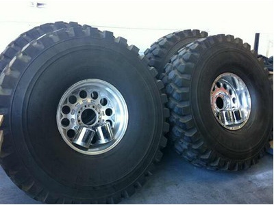 52" TIRES 