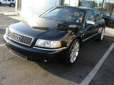 2003  Audi : A8  
