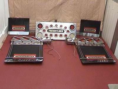 Chrome Acc�s for a Freightliner Classic 