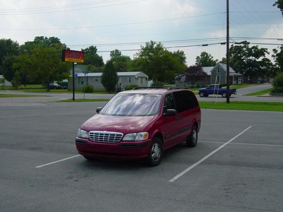 1997 Venture transport Van 130k Cold AC 