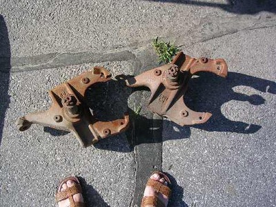 DROPPED SPINDLES & SPRINGS